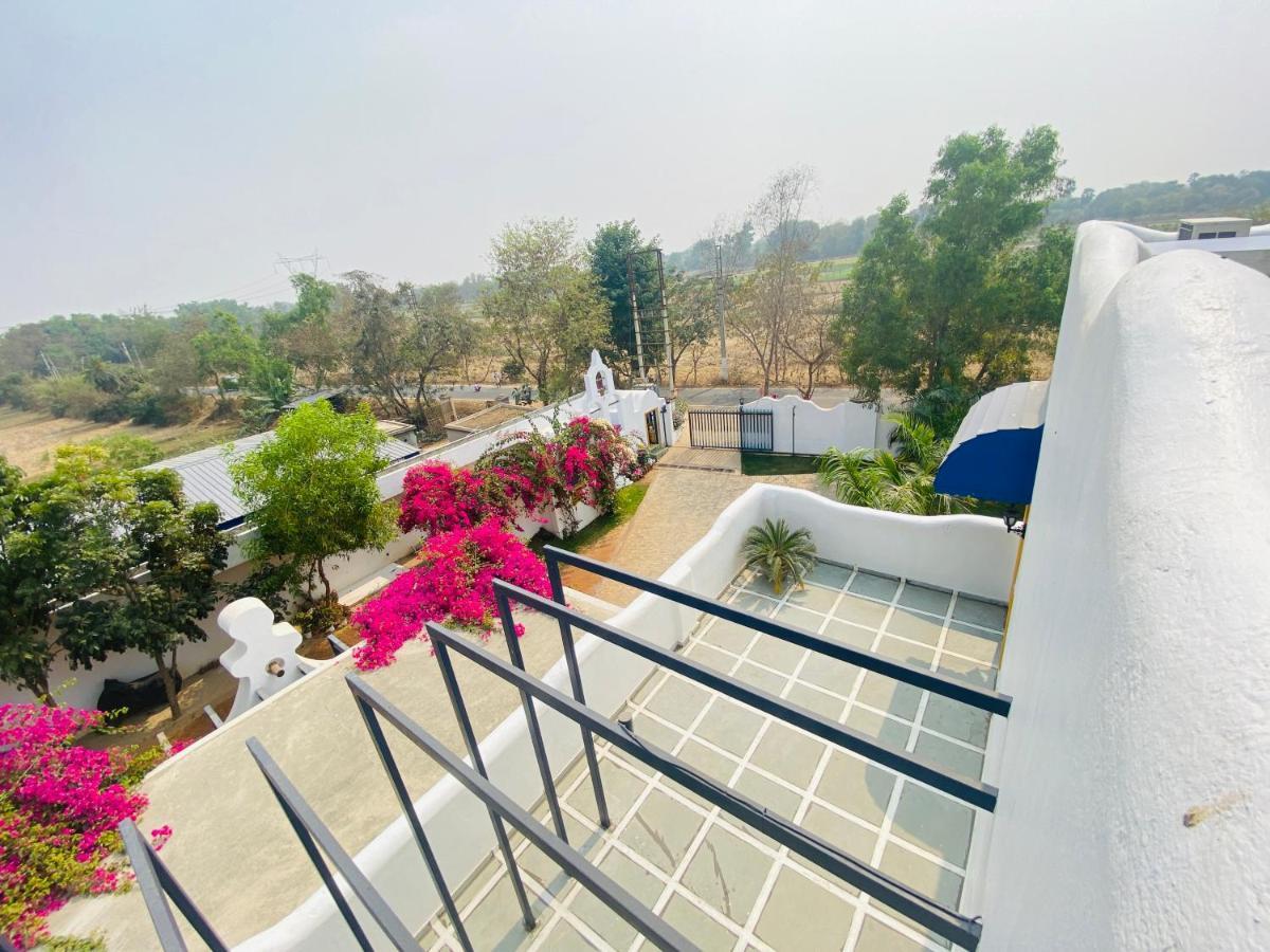 Ananda Resorts Shantiniketan Sri Niketan Luaran gambar